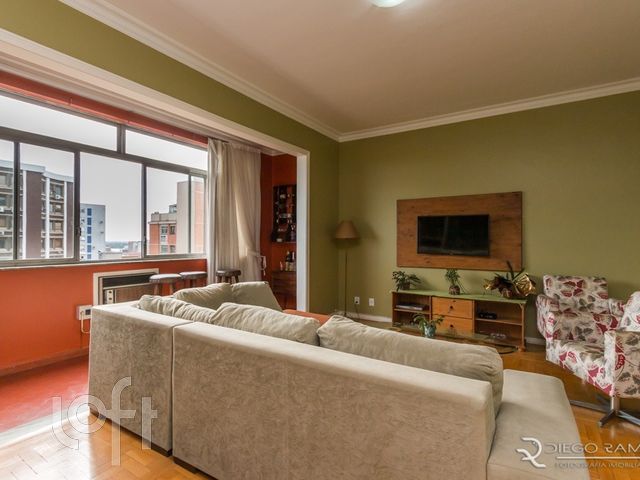 Apartamento com 183m², 3 dormitórios, 1 suíte, 1 vaga, Independência em Porto Alegre