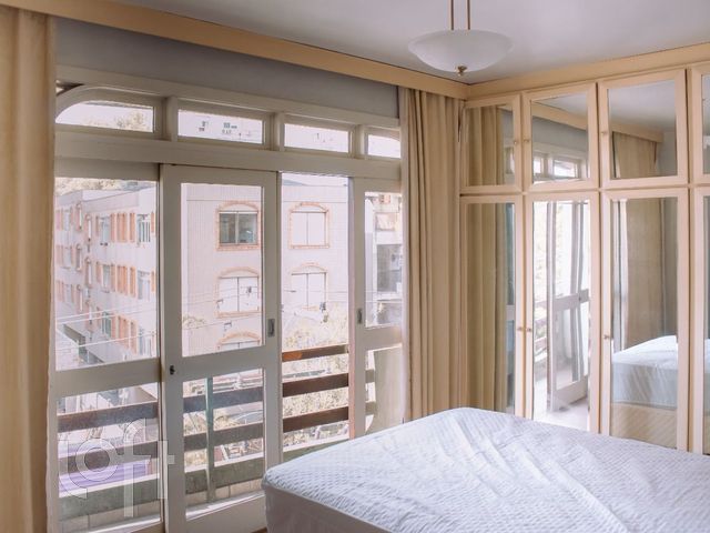 Apartamento com 99m², 3 dormitórios, 1 suíte, 1 vaga, Rio Branco em Porto Alegre