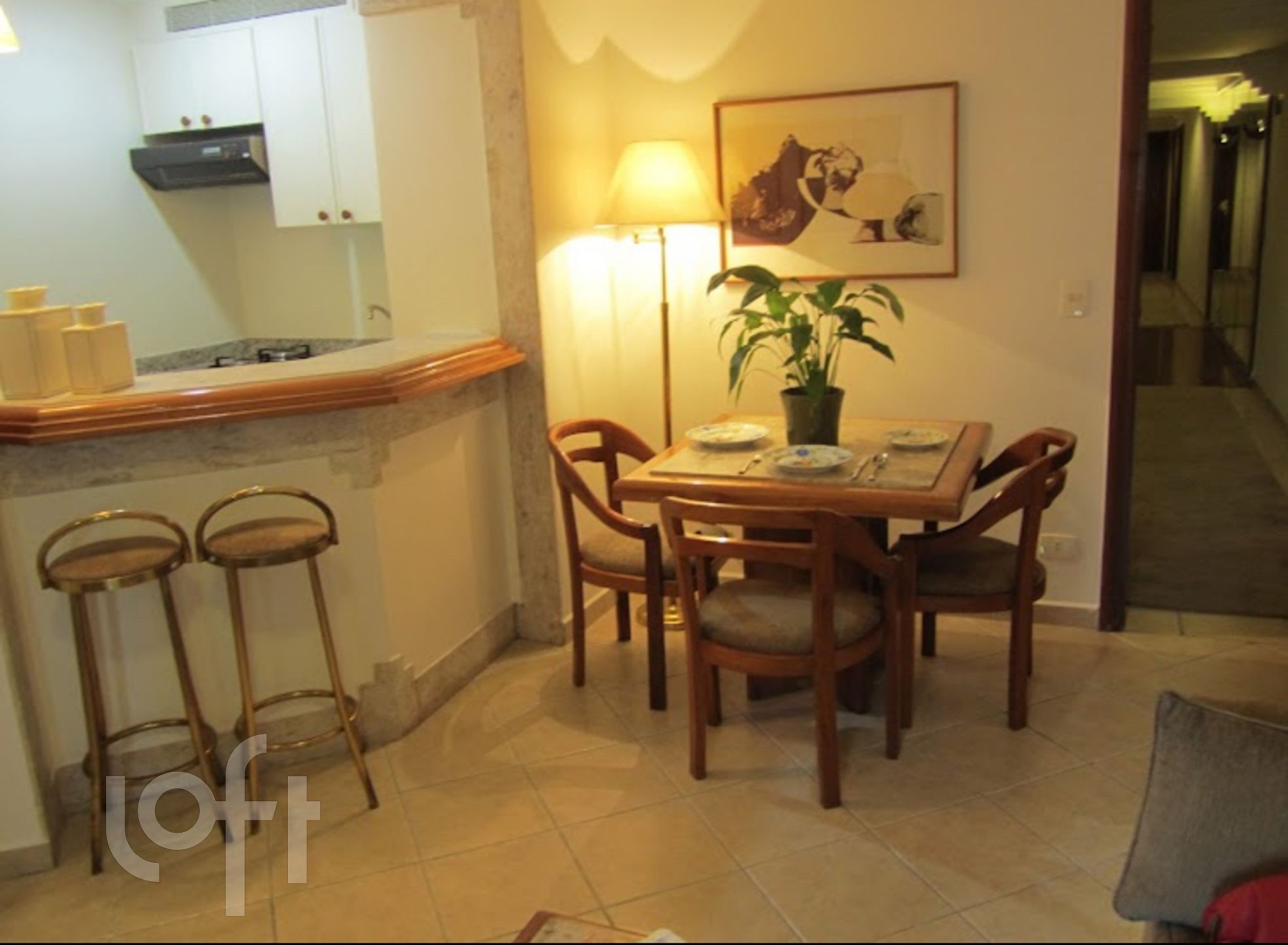 Apartamento à venda com 1 quarto, 40m² - Foto 2