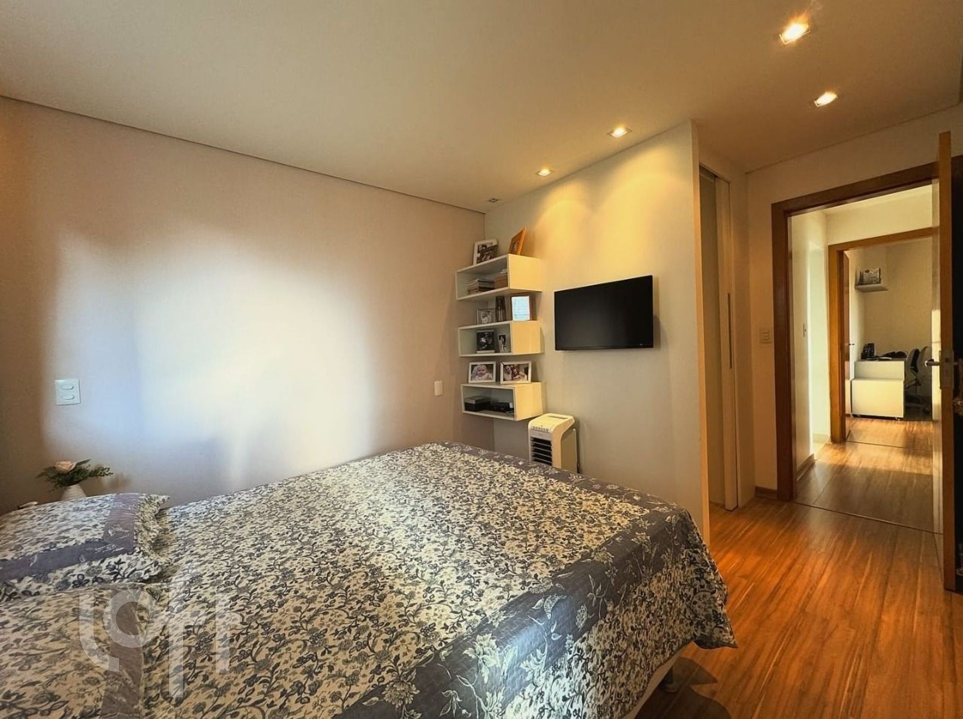 Apartamento à venda com 3 quartos, 83m² - Foto 7