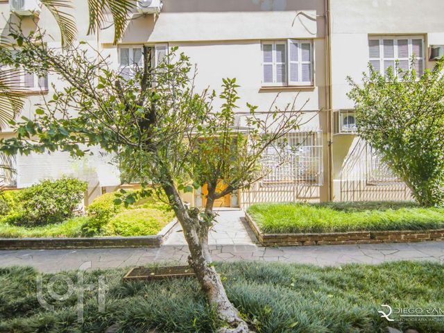 Apartamento com 80m², 3 dormitórios, 1 suíte, Menino Deus em Porto Alegre