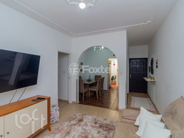 Apartamento com 80m², 3 dormitórios, 1 suíte, Menino Deus em Porto Alegre
