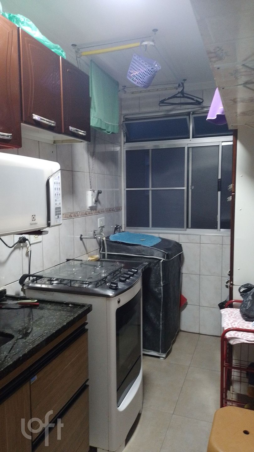 Apartamento à venda com 2 quartos, 38m² - Foto 2