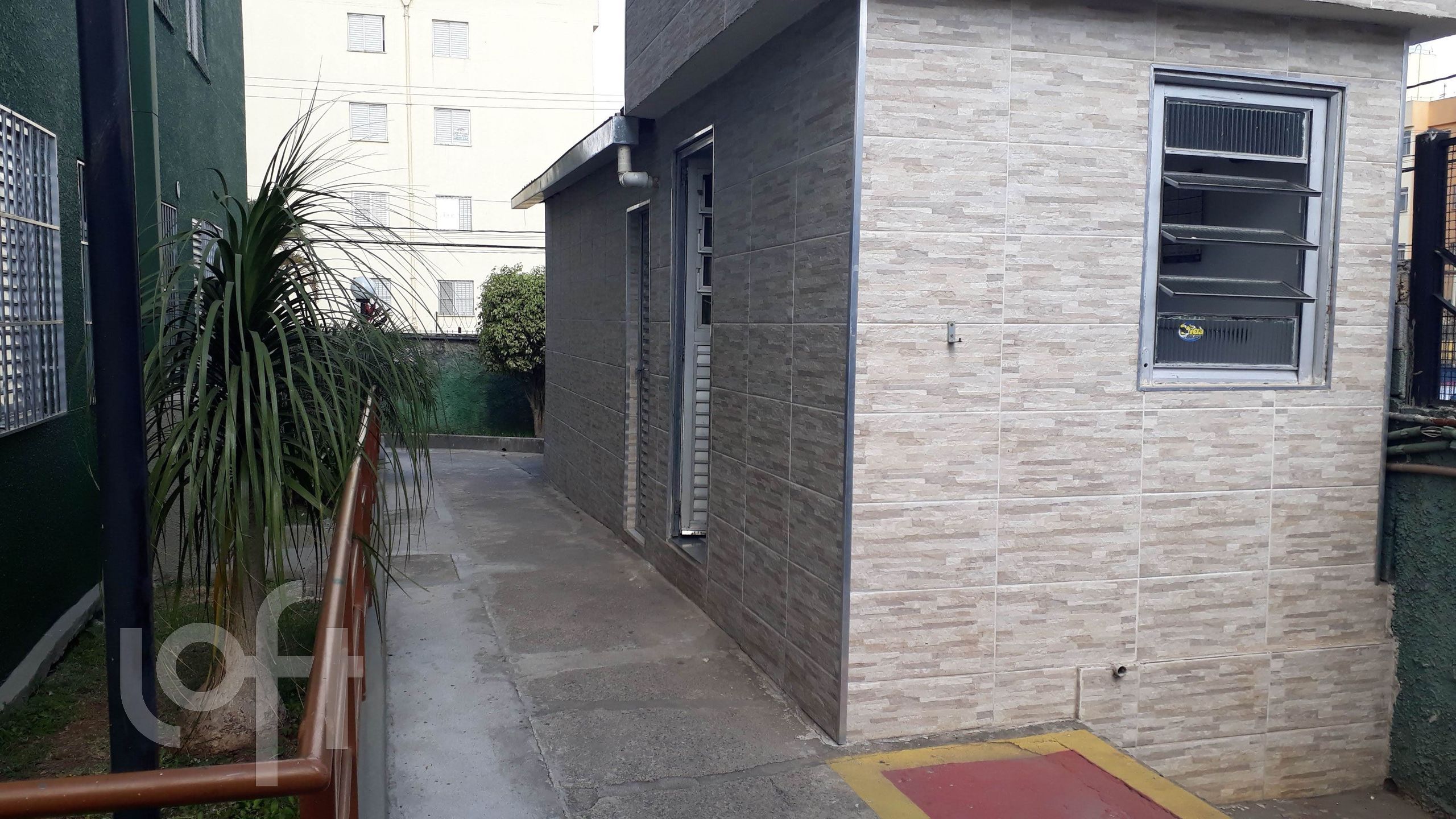 Apartamento à venda com 2 quartos, 38m² - Foto 8