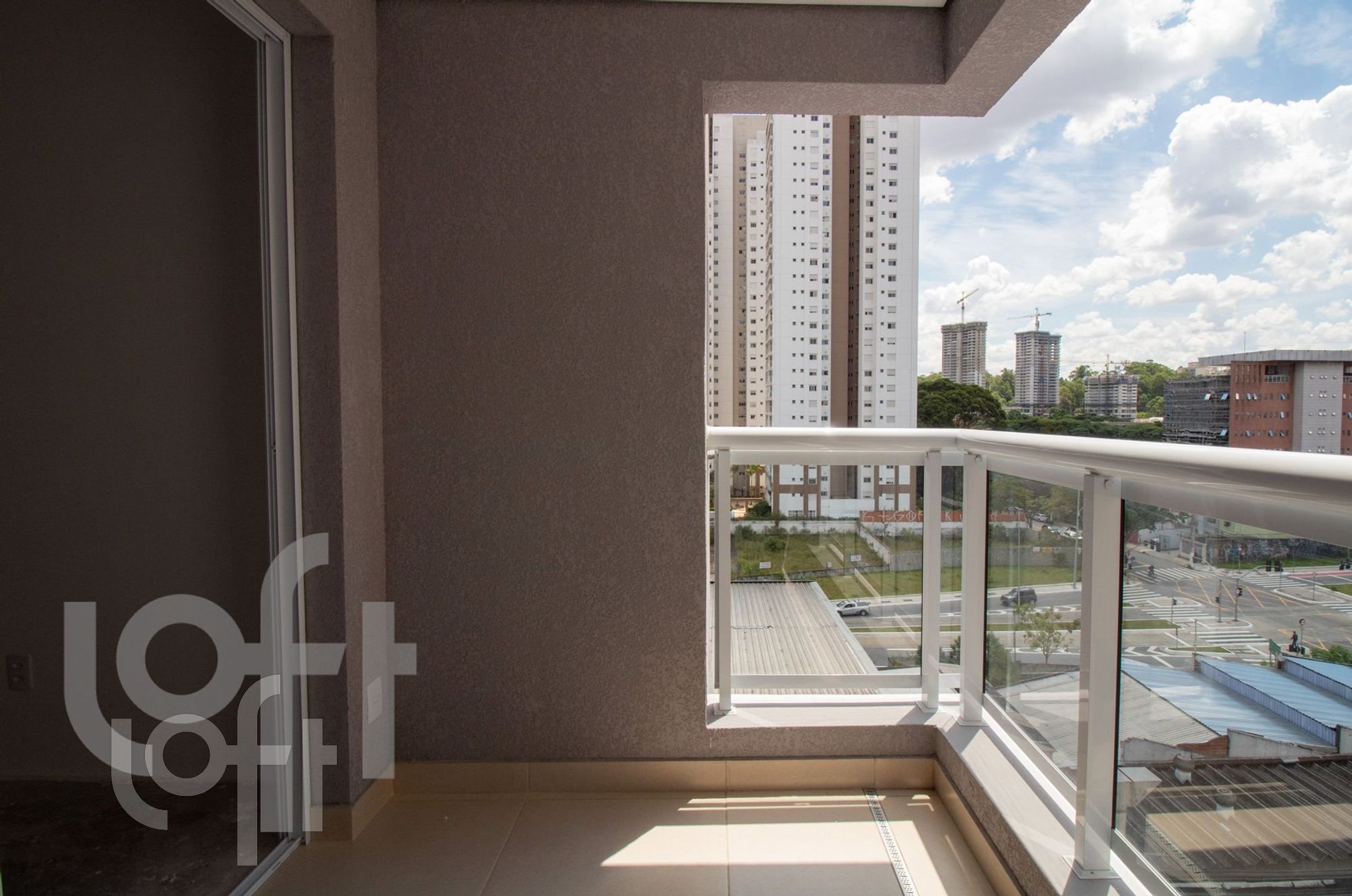 Apartamento à venda com 2 quartos, 61m² - Foto 37