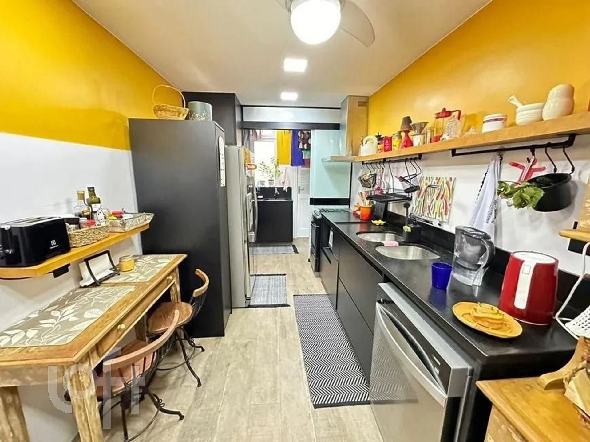 Apartamento à venda com 2 quartos, 76m² - Foto 6