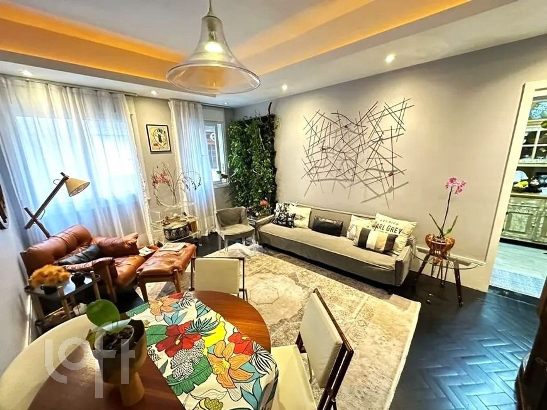 Apartamento à venda com 2 quartos, 76m² - Foto 1