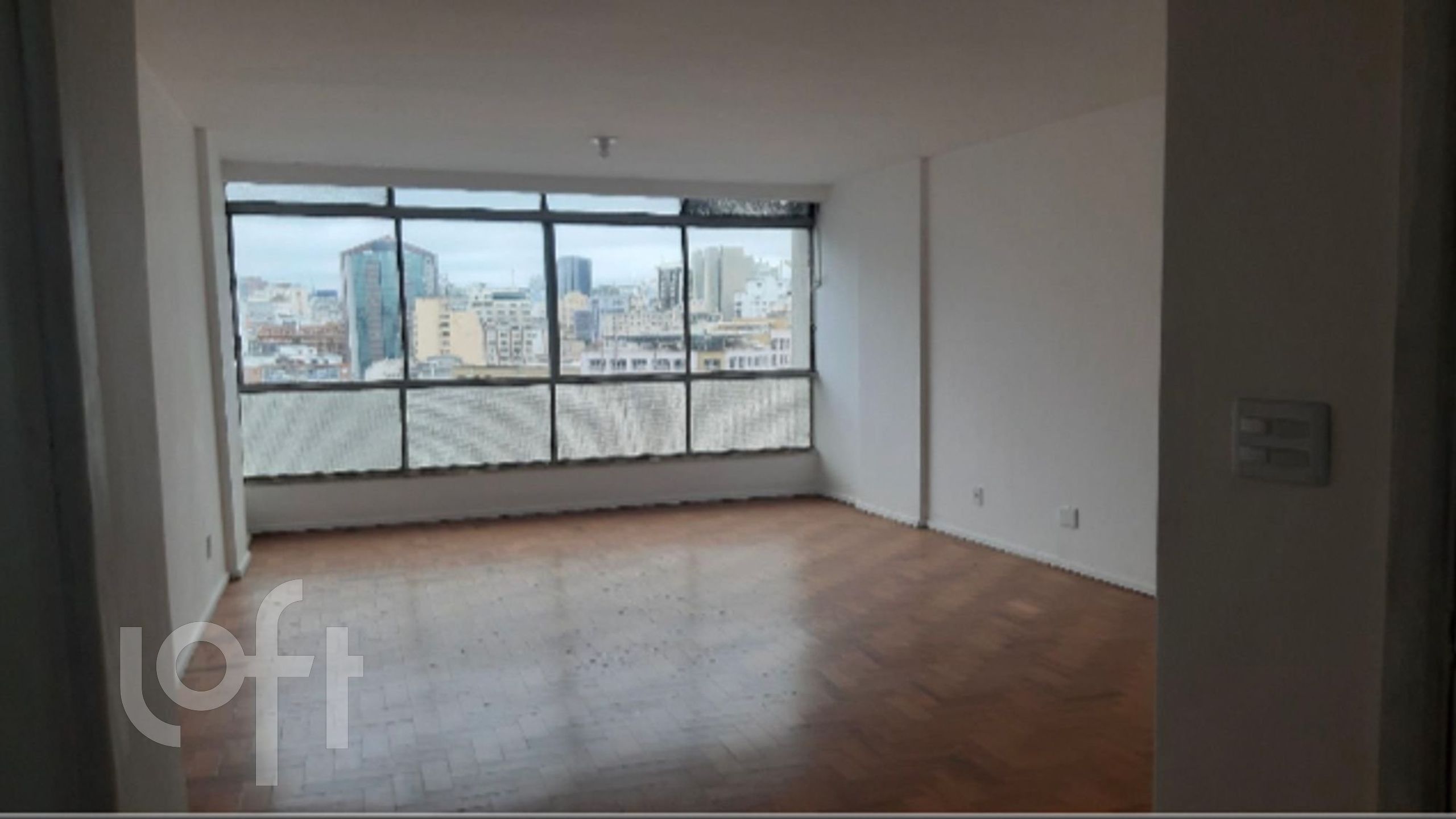 Apartamento à venda com 2 quartos, 100m² - Foto 1