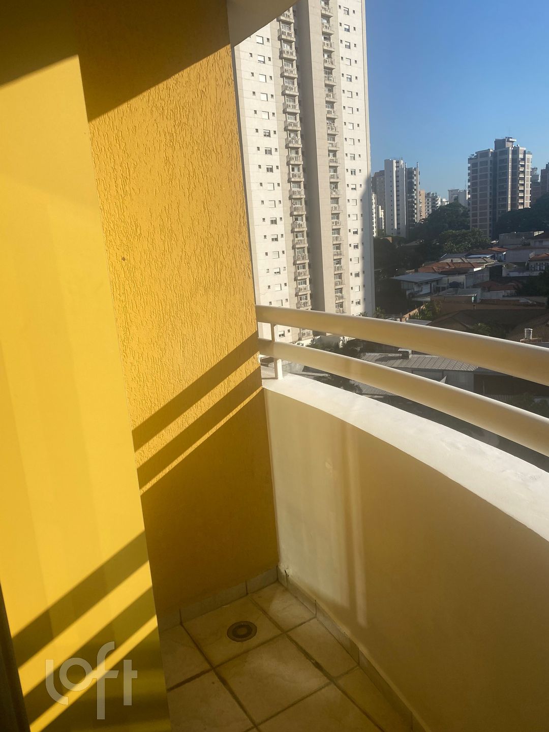 Apartamento à venda com 1 quarto, 35m² - Foto 4