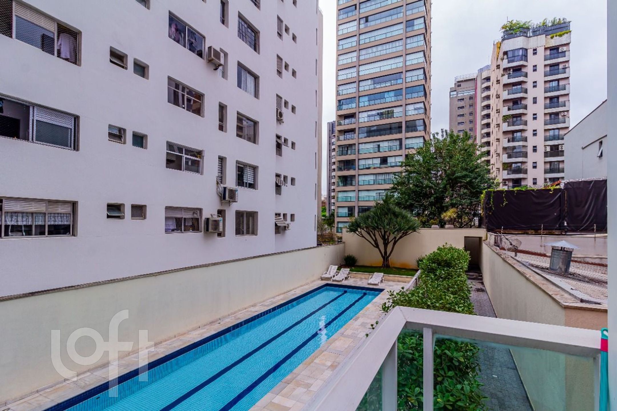 Apartamento à venda com 1 quarto, 55m² - Foto 9