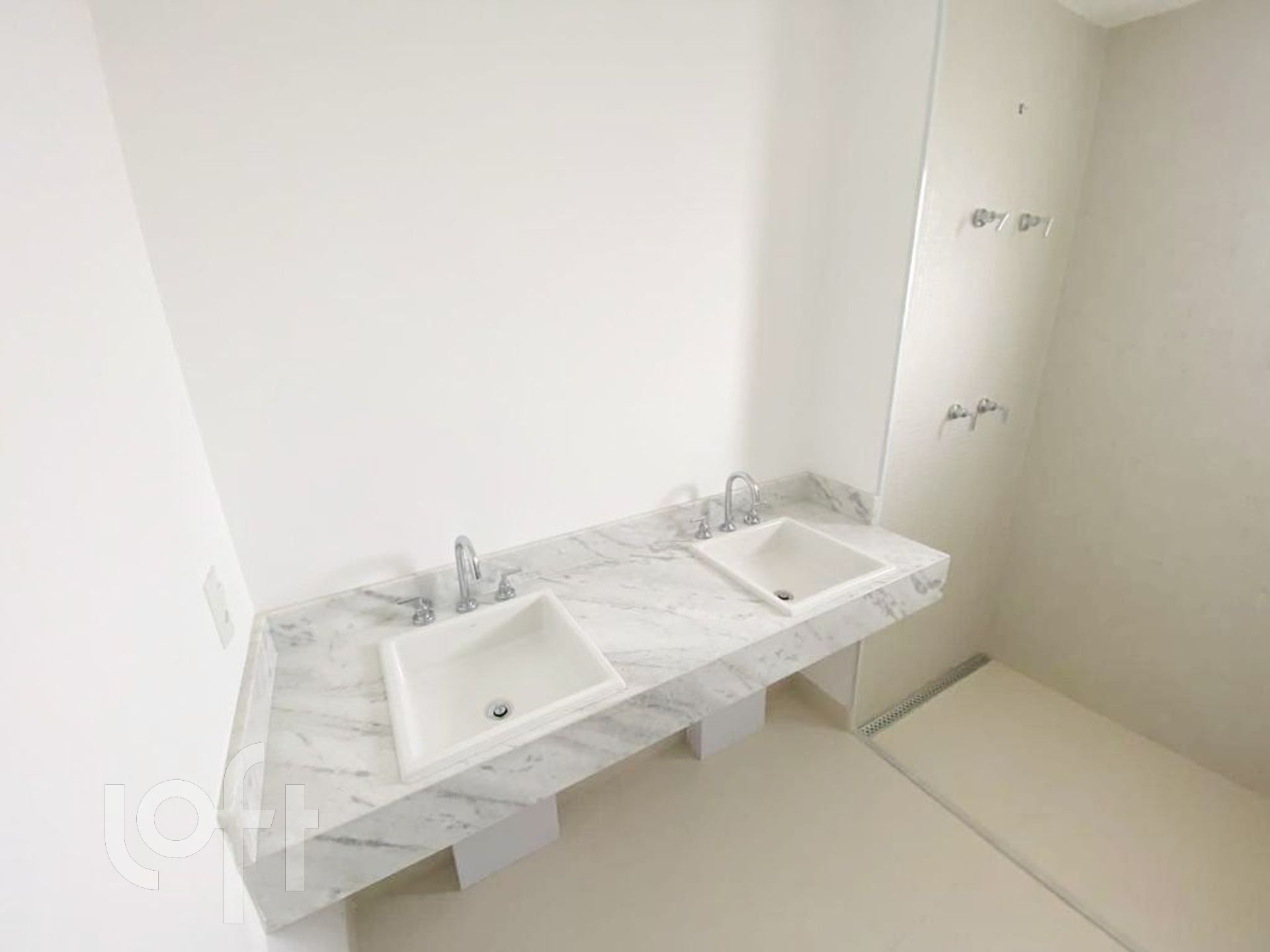 Apartamento à venda com 3 quartos, 166m² - Foto 34