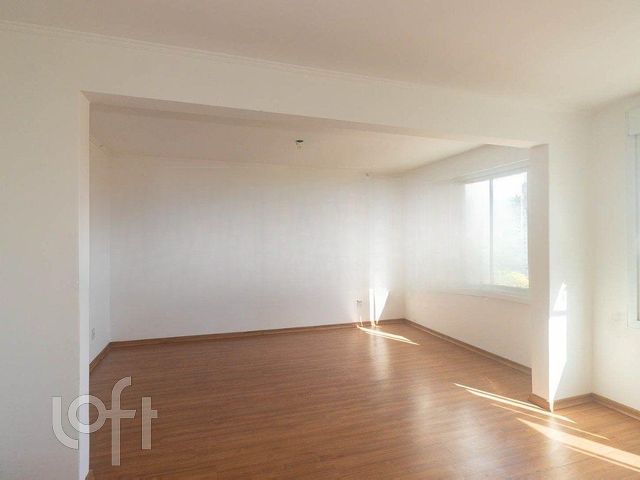 Apartamento com 143m², 3 dormitórios, 1 suíte, 1 vaga, Higienópolis em Porto Alegre