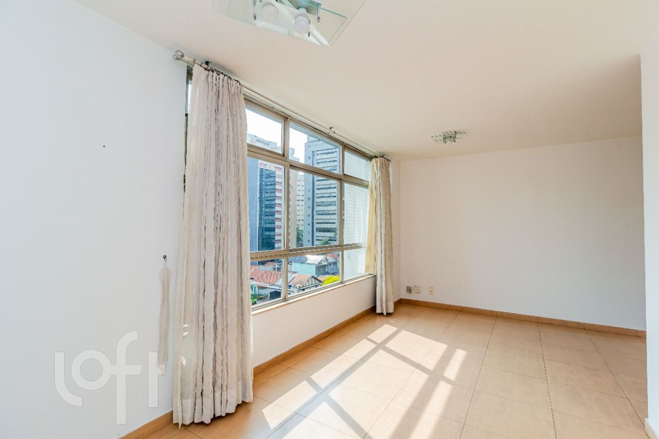 Apartamento à venda com 3 quartos, 108m² - Foto 1