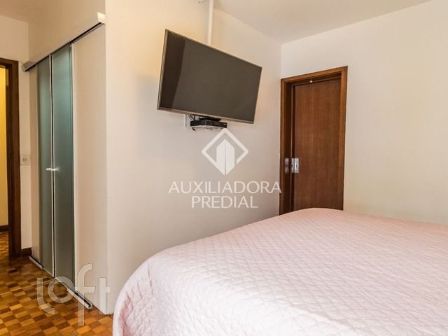 Apartamento com 84m², 2 dormitórios, 1 suíte, 1 vaga, Rio Branco em Porto Alegre