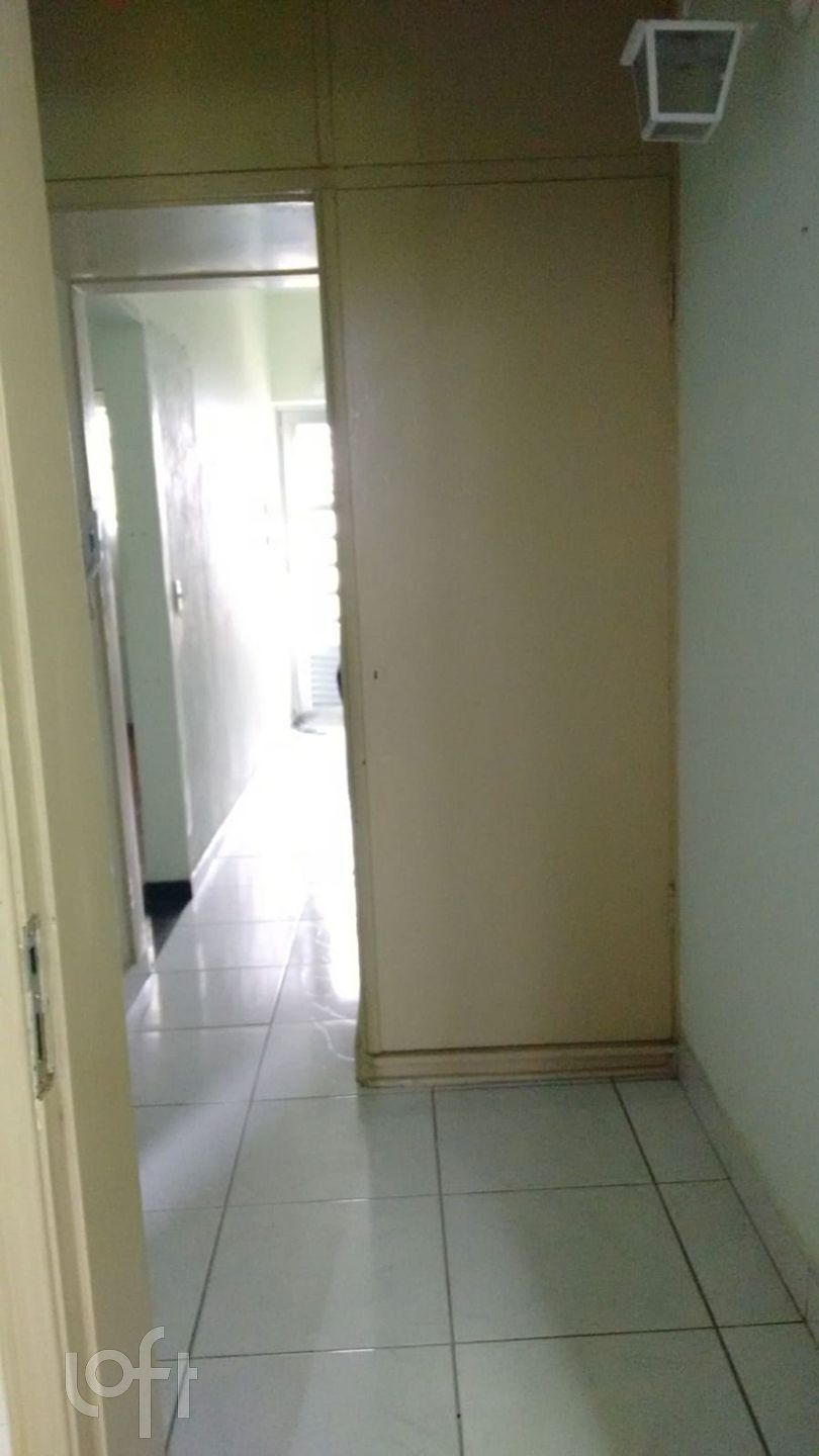 Apartamento à venda com 1 quarto, 48m² - Foto 9