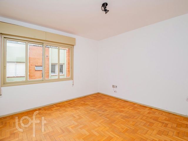 Apartamento com 99m², 3 dormitórios, 1 vaga, Moinhos de Vento em Porto Alegre