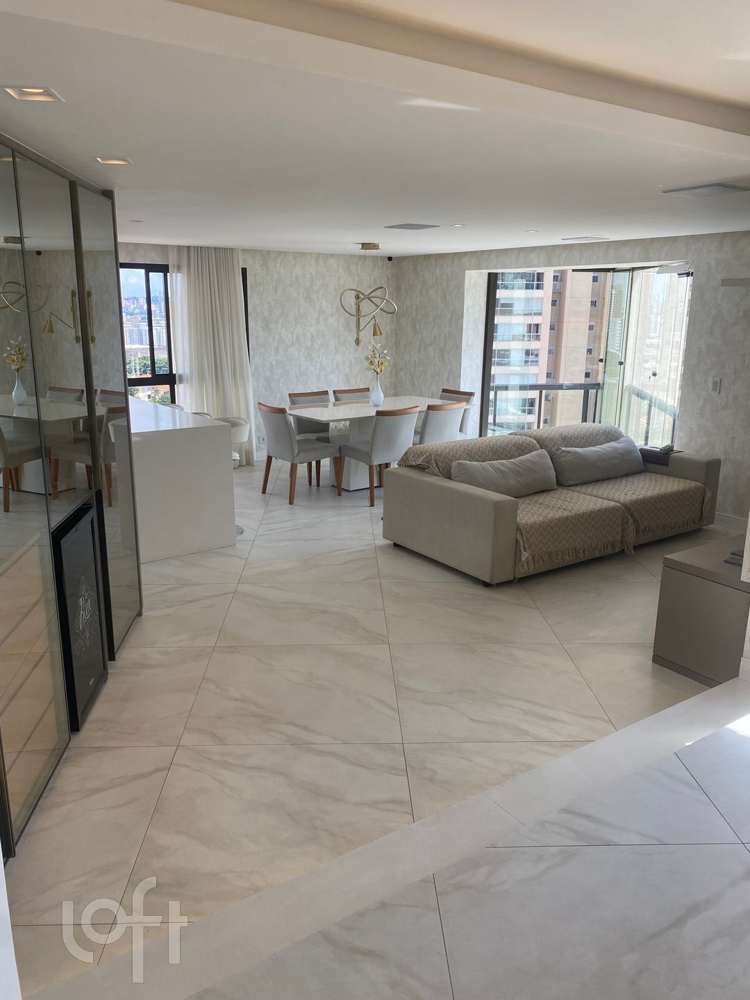 Apartamento à venda com 3 quartos, 158m² - Foto 9