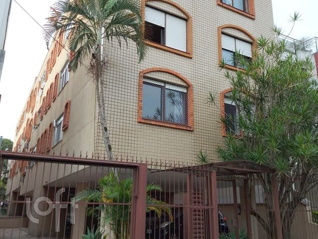 Apartamento com 71m², 2 dormitórios, 1 vaga, Rio Branco em Porto Alegre