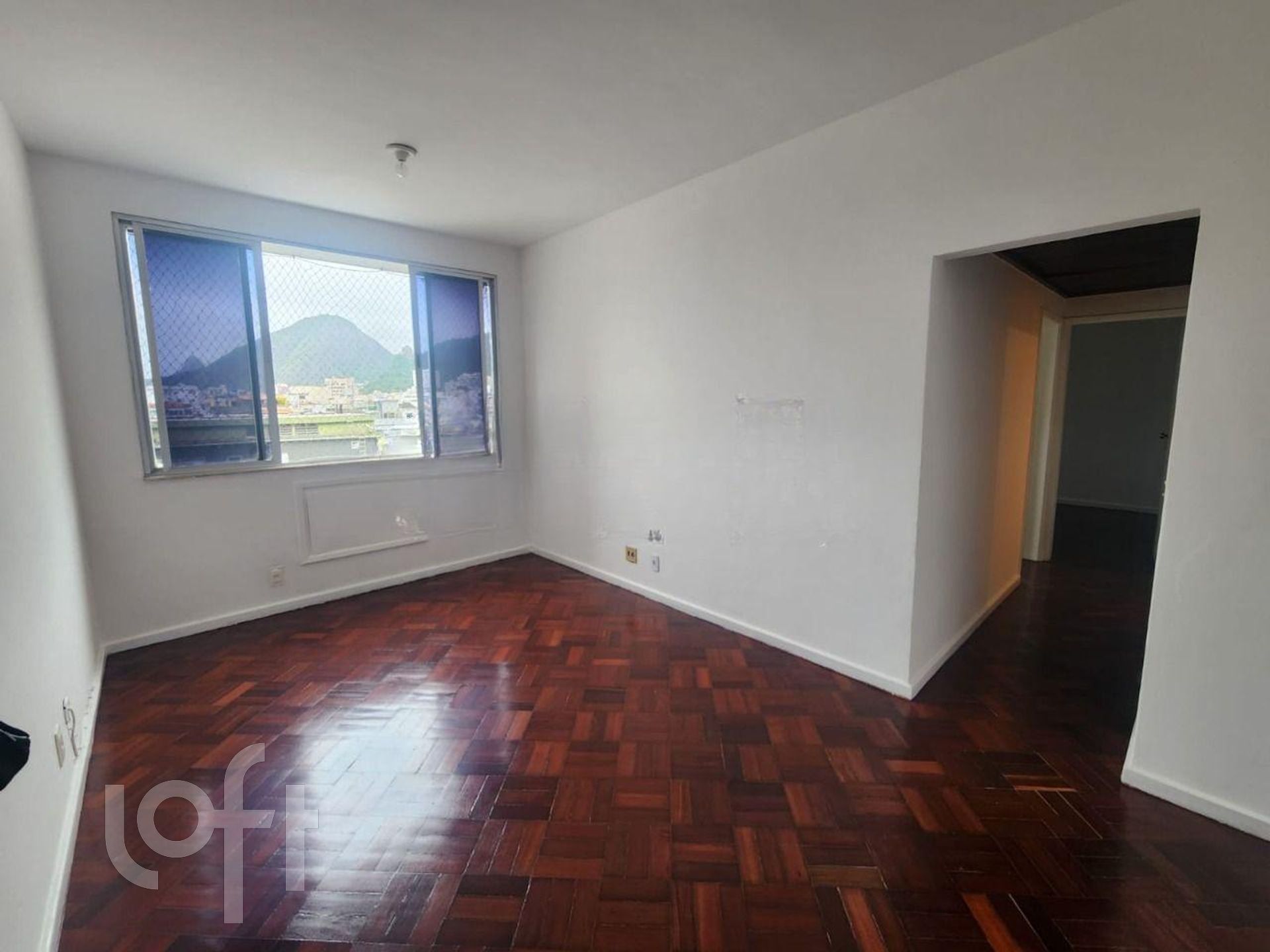 Apartamento à venda com 2 quartos, 80m² - Foto 1