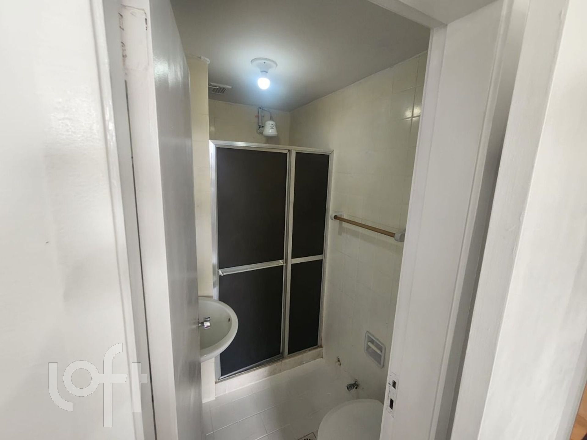 Apartamento à venda com 2 quartos, 80m² - Foto 19