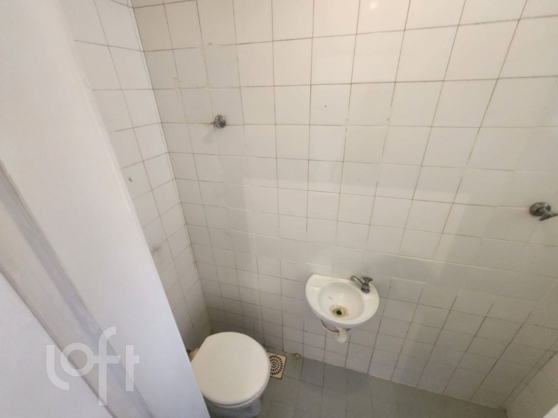 Apartamento à venda com 2 quartos, 80m² - Foto 27