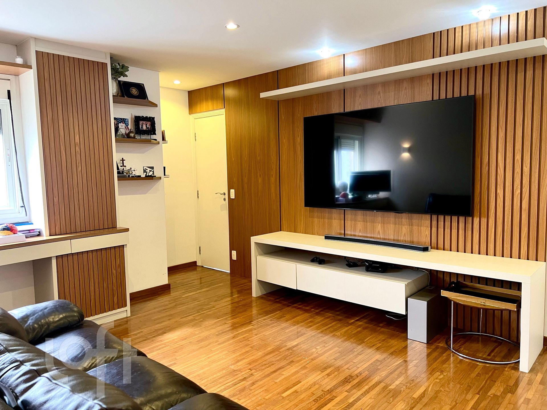 Apartamento à venda com 3 quartos, 261m² - Foto 11