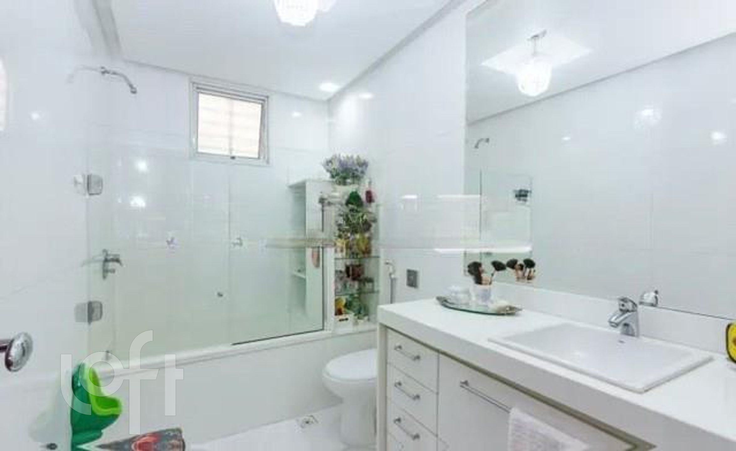 Apartamento à venda com 3 quartos, 141m² - Foto 8