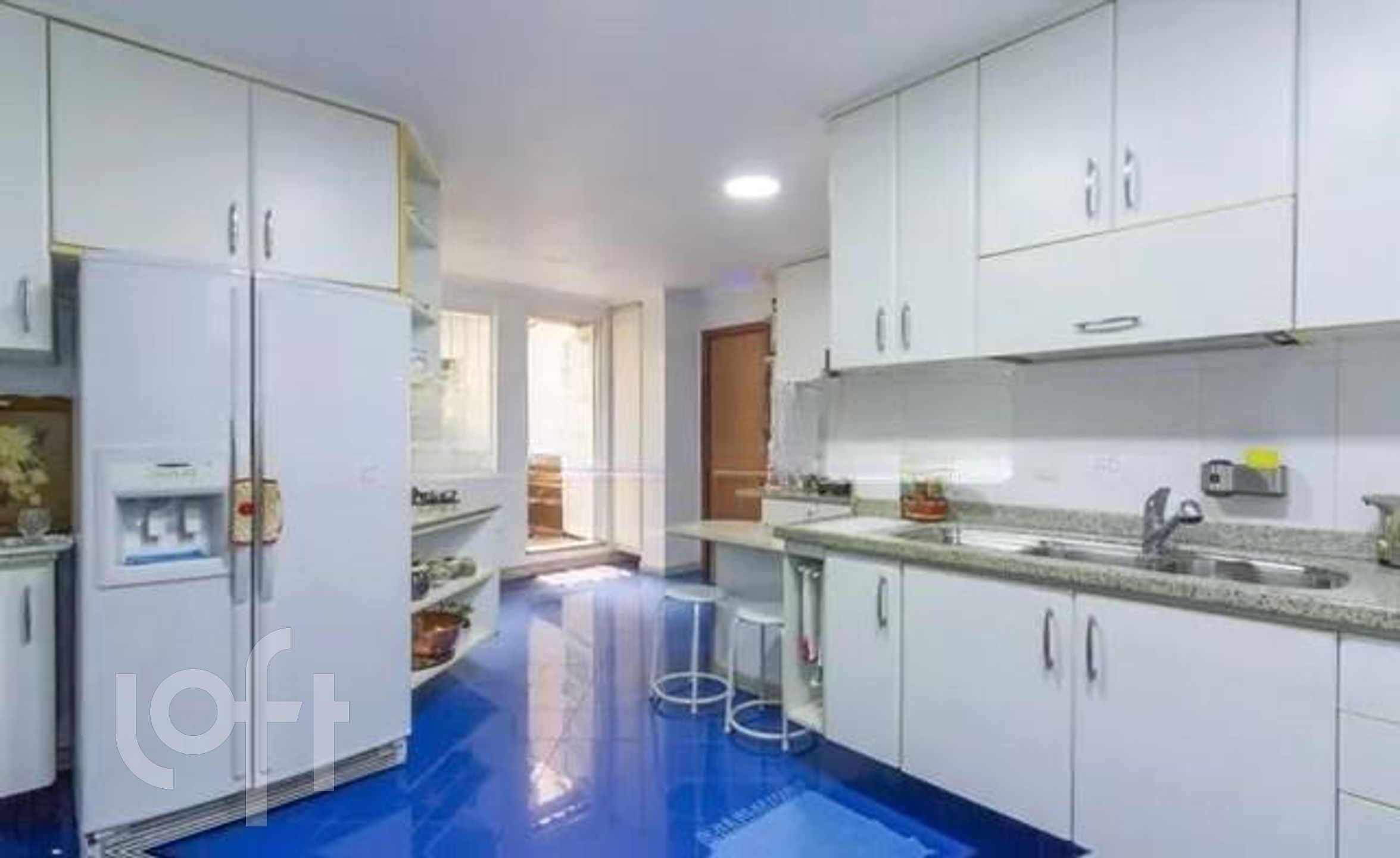 Apartamento à venda com 3 quartos, 141m² - Foto 10