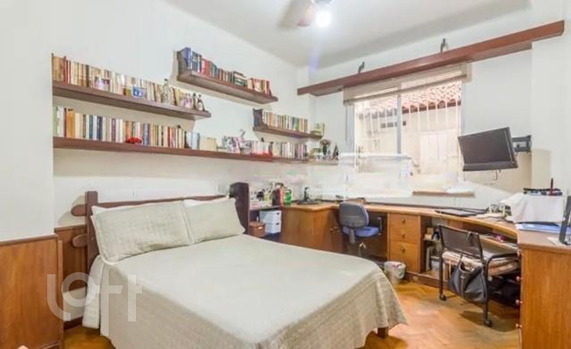 Apartamento à venda com 3 quartos, 141m² - Foto 4