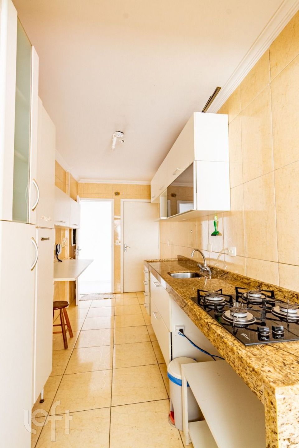 Apartamento à venda com 3 quartos, 80m² - Foto 8