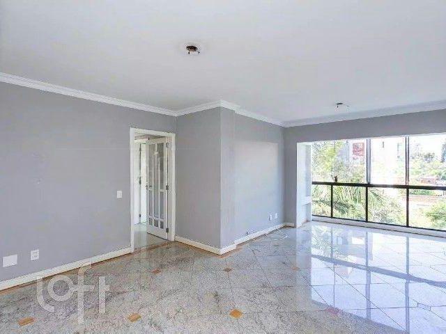 Apartamento com 103m², 3 dormitórios, 1 suíte, 1 vaga, Petrópolis em Porto Alegre
