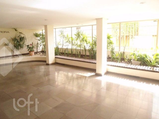 Apartamento com 90m², 3 dormitórios, 1 suíte, 1 vaga, Rio Branco em Porto Alegre