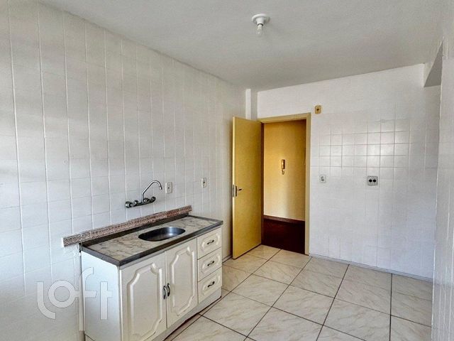 Apartamento com 81m², 2 dormitórios, 1 vaga, Menino Deus em Porto Alegre