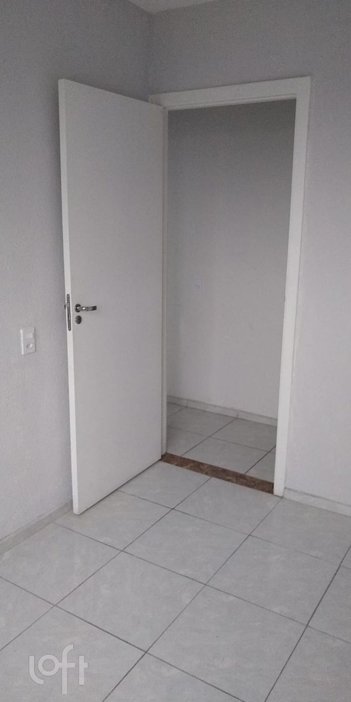 Apartamento à venda com 2 quartos, 41m² - Foto 5