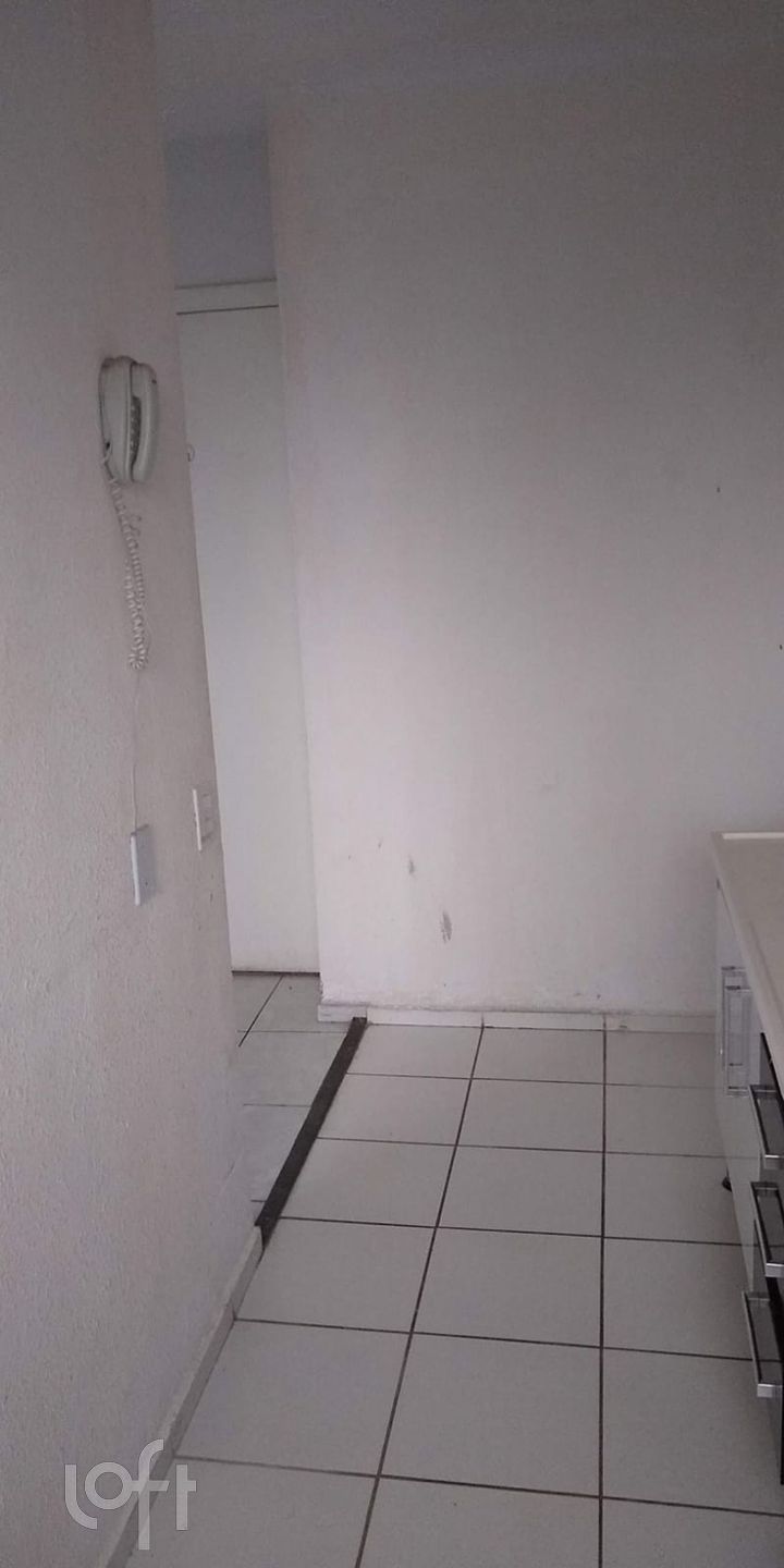 Apartamento à venda com 2 quartos, 41m² - Foto 11