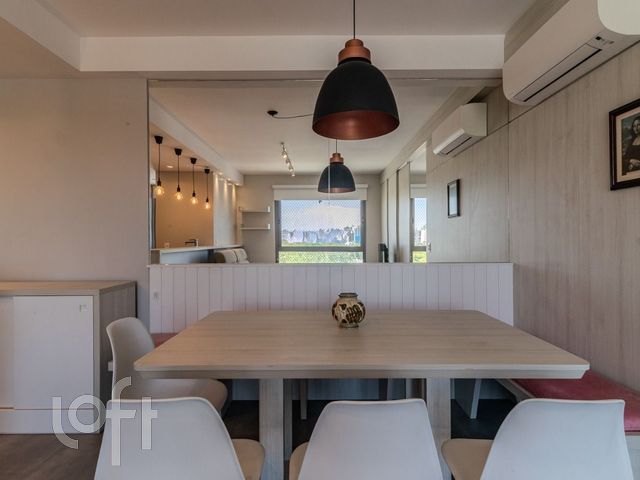 Apartamento com 50m², 1 dormitório, 1 vaga, Cidade Baixa em Porto Alegre