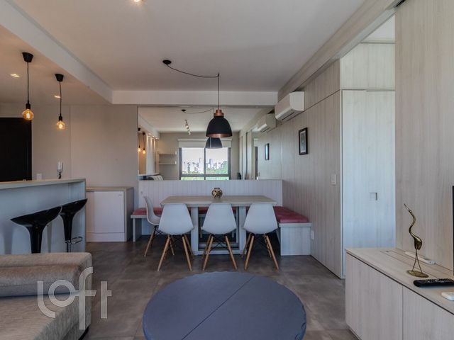 Apartamento com 50m², 1 dormitório, 1 vaga, Cidade Baixa em Porto Alegre