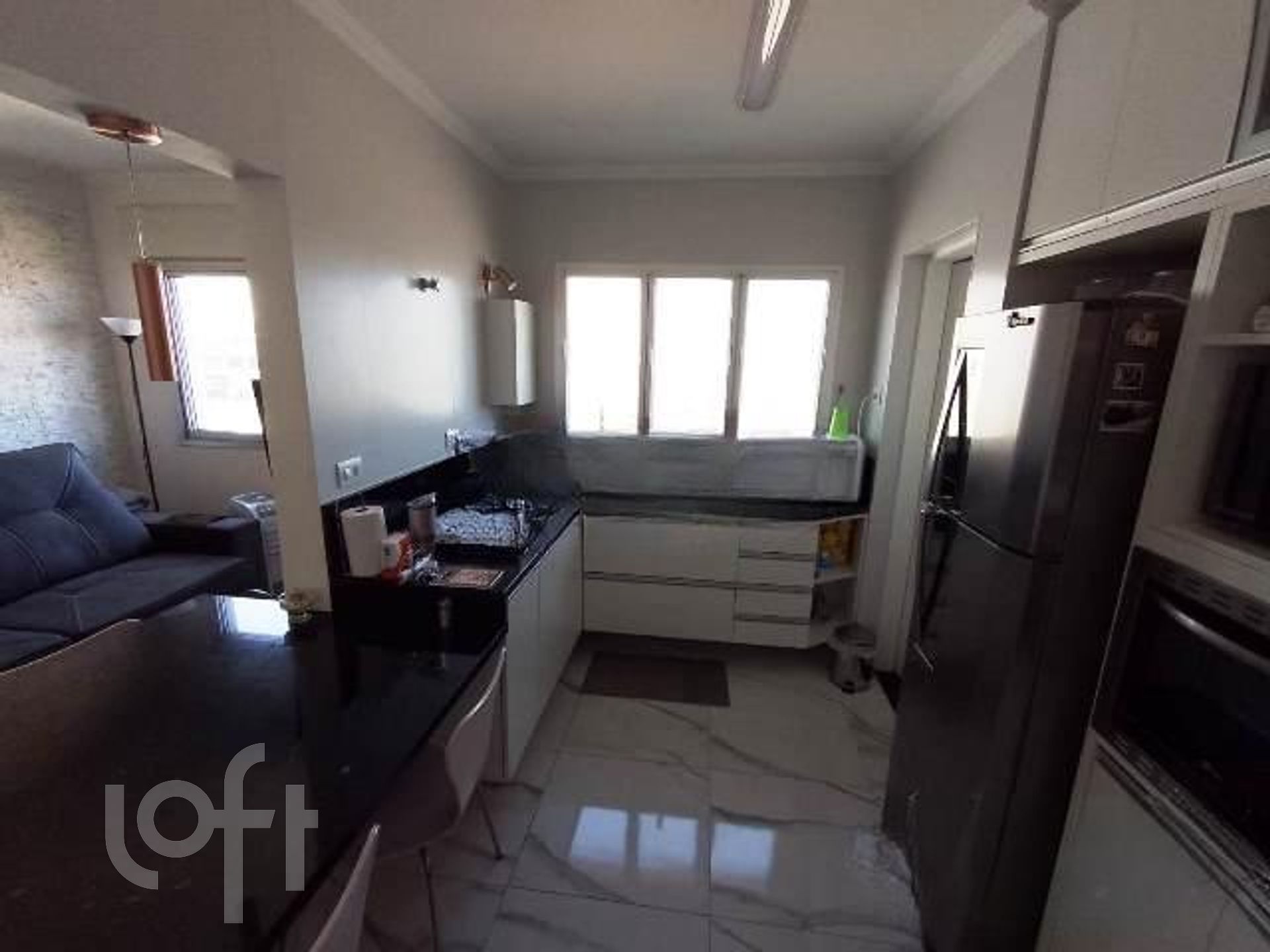 Apartamento à venda com 2 quartos, 60m² - Foto 3