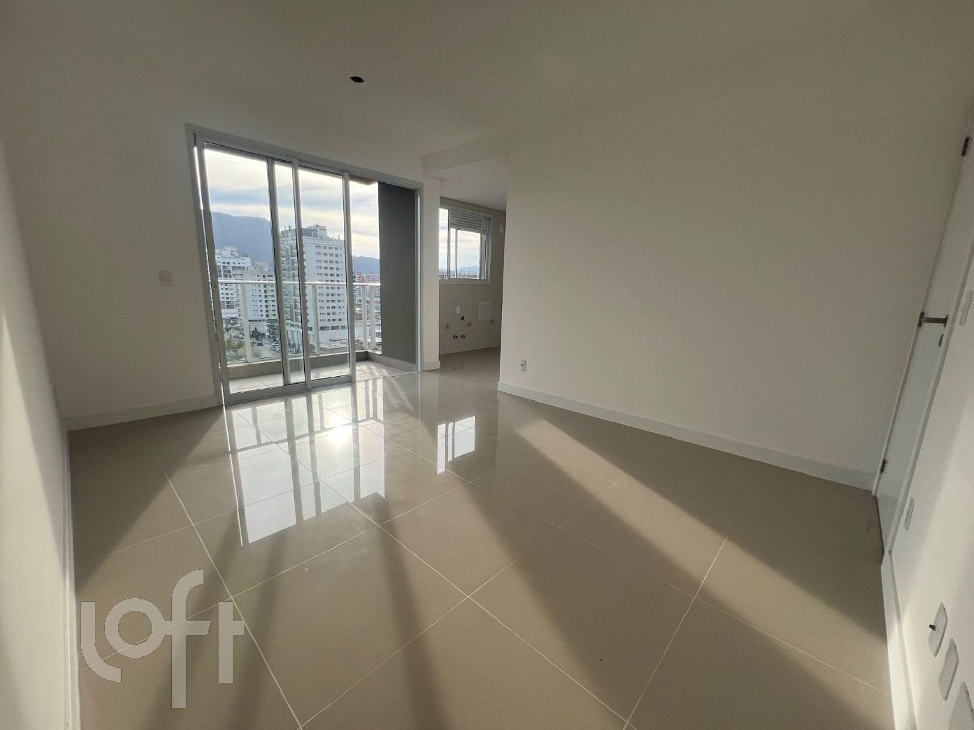 Apartamentos com 80m², 2 quartos, 1 suíte, 1 garagem, no bairro Cidade Universitaria Pedra Branca em Palhoça