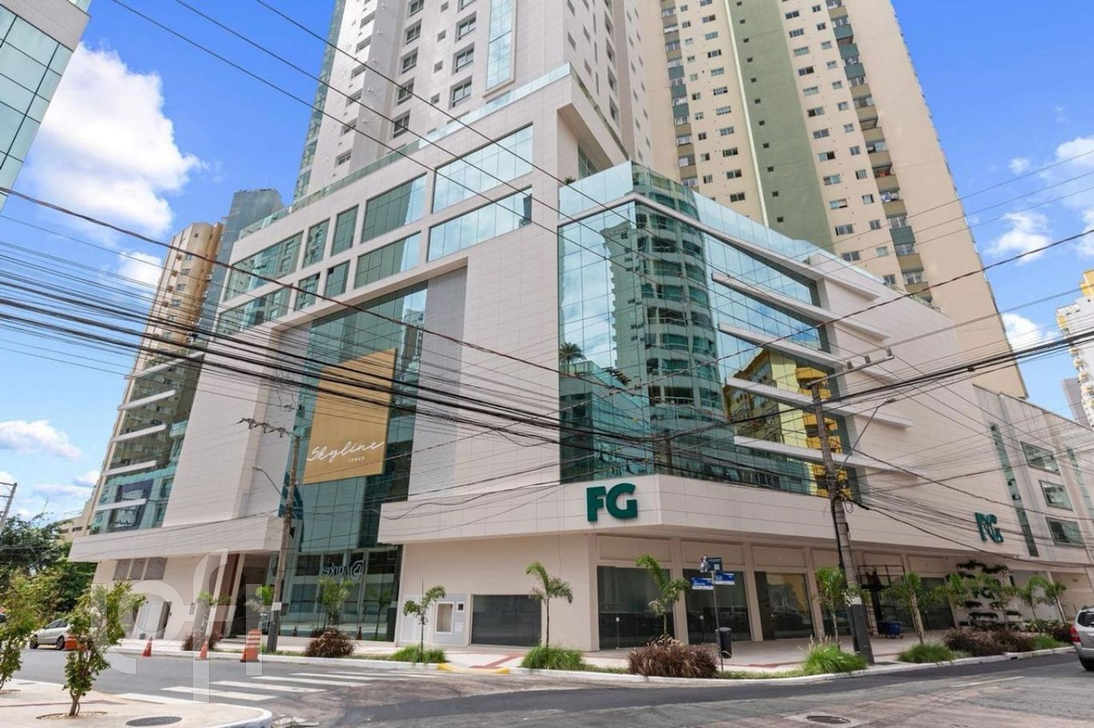 Apartamentos com 150m², 4 quartos, 4 suítes, 3 garagens, no bairro Centro em Balneário Camboriú