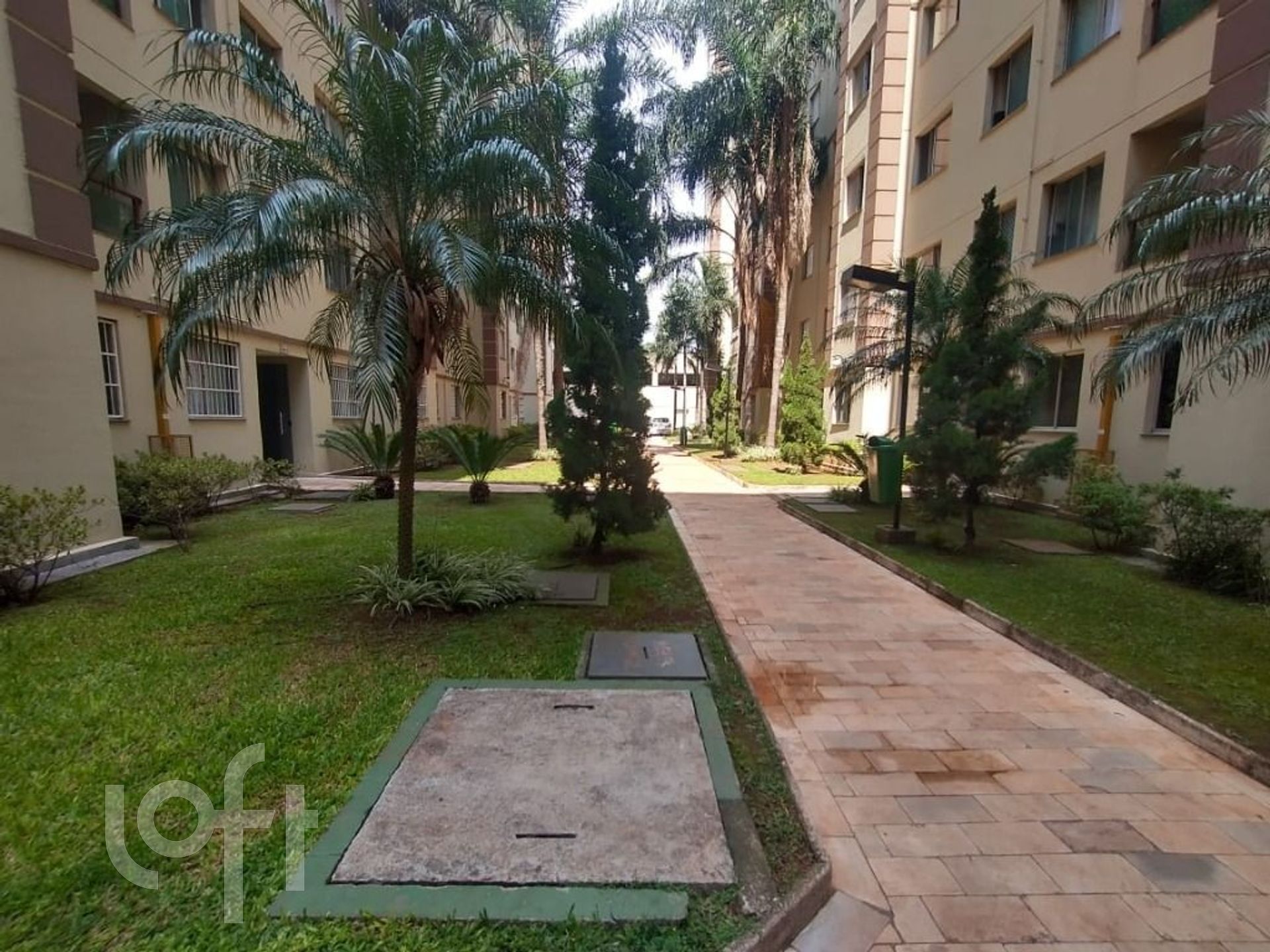 Apartamento à venda com 2 quartos, 49m² - Foto 2