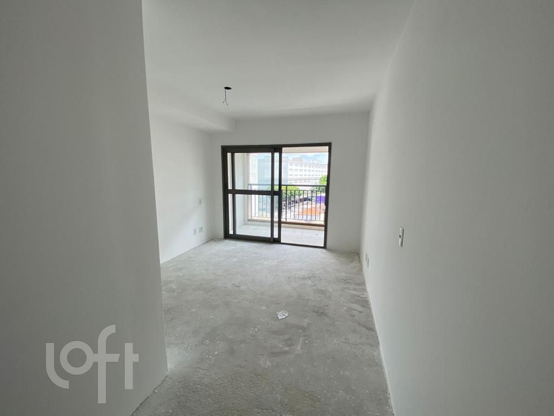 Apartamento à venda com 1 quarto, 28m² - Foto 1