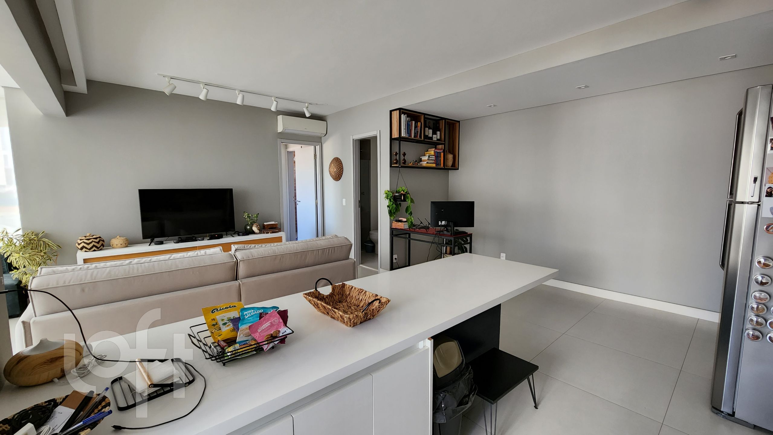 Apartamento à venda com 1 quarto, 64m² - Foto 11