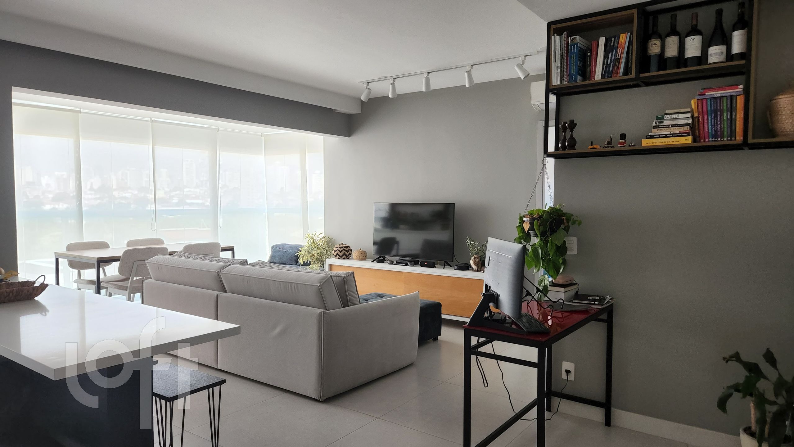 Apartamento à venda com 1 quarto, 64m² - Foto 2