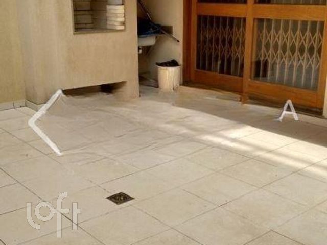 Apartamento com 100m², 2 dormitórios, 1 suíte, 1 vaga, Petrópolis em Porto Alegre