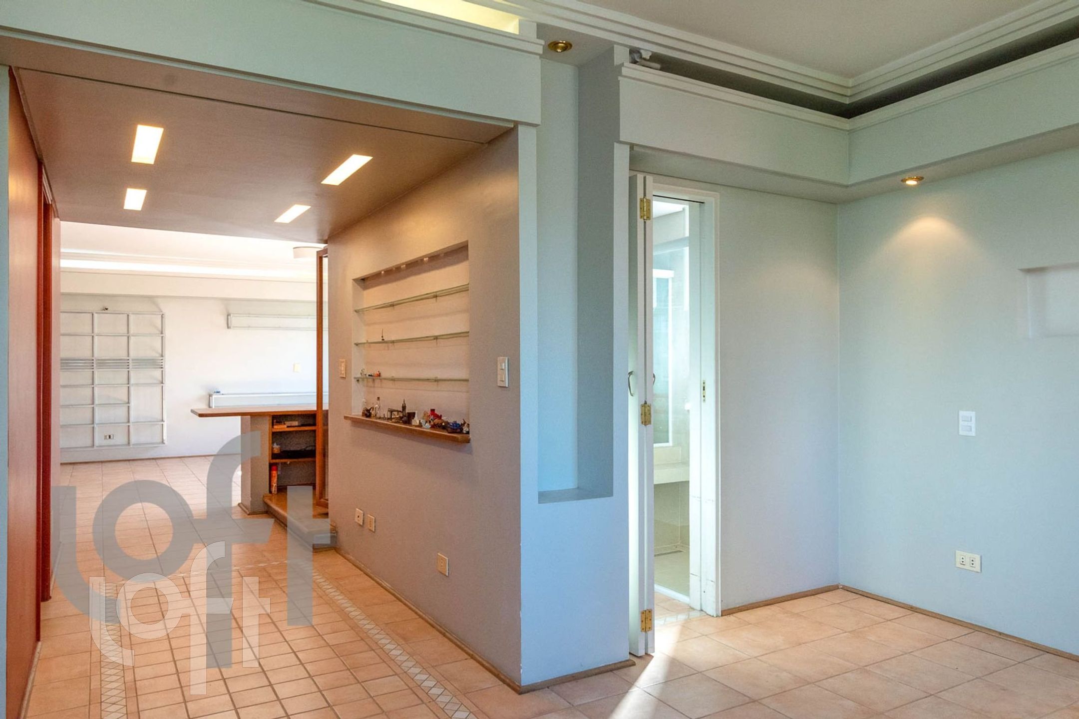 Apartamento à venda com 1 quarto, 100m² - Foto 4