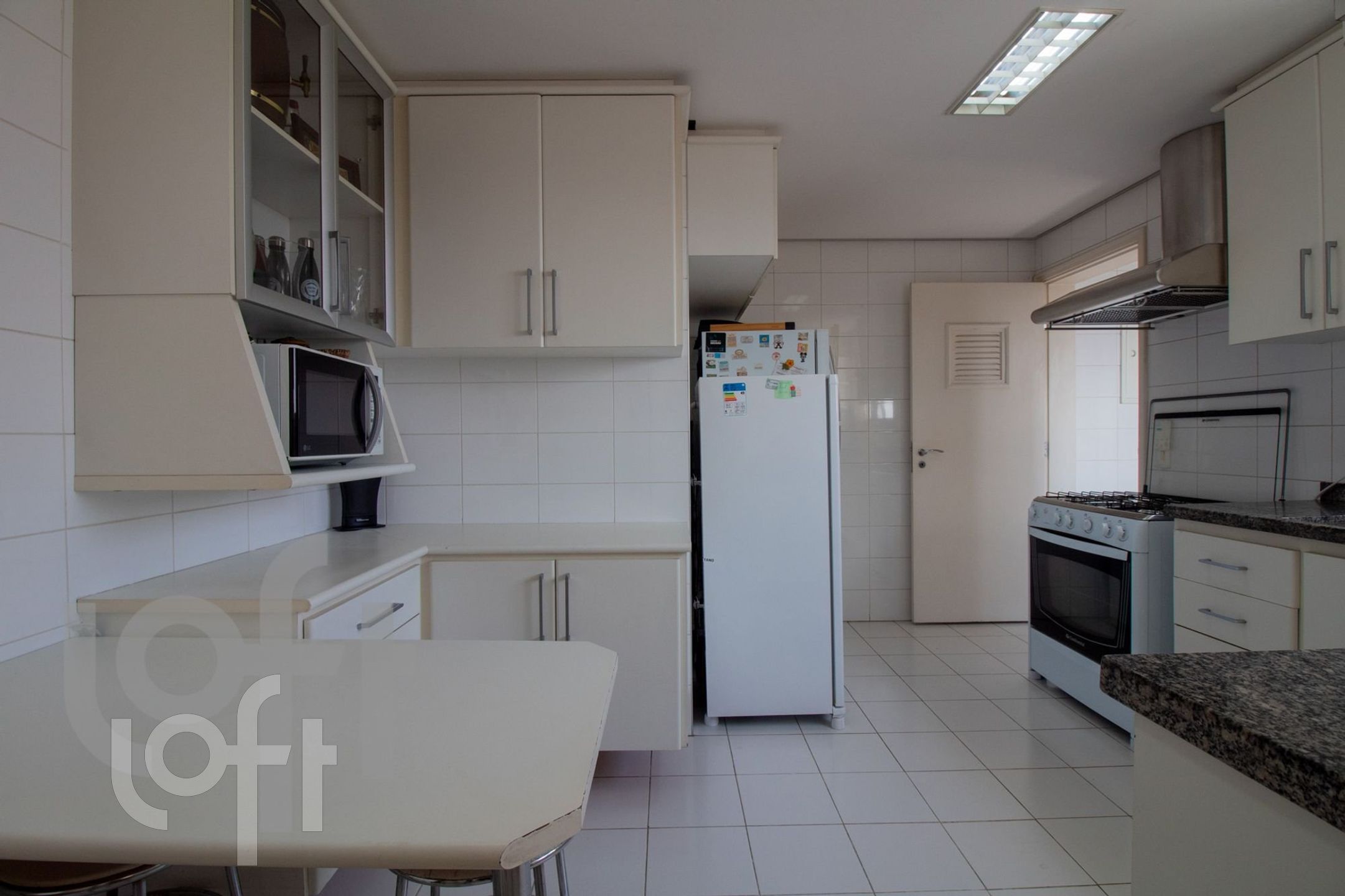 Apartamento à venda com 4 quartos, 154m² - Foto 33