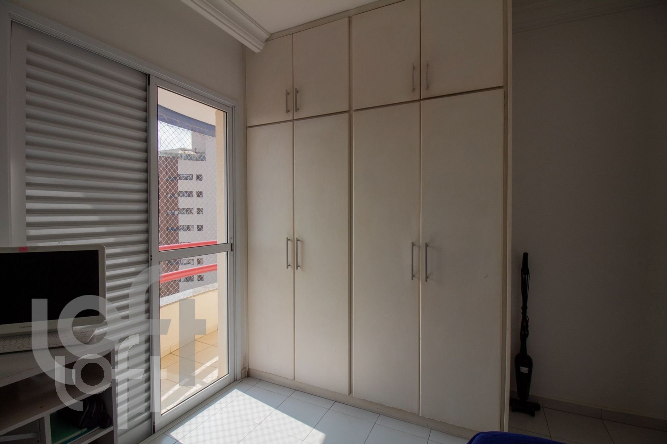 Apartamento à venda com 4 quartos, 154m² - Foto 9