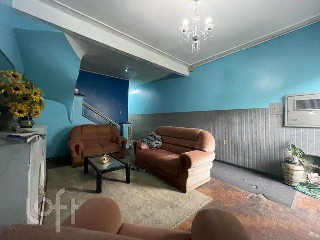 Casa com 300m², 4 dormitórios, Santana em Porto Alegre