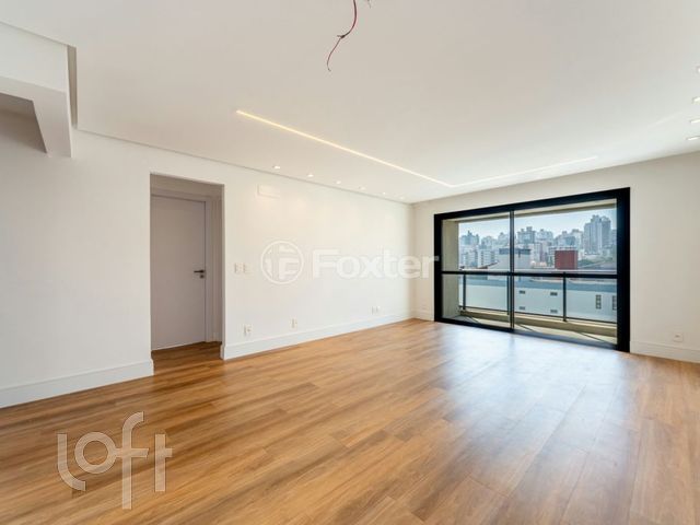 Apartamento com 86m², 2 dormitórios, 2 suítes, 2 vagas, Petrópolis em Porto Alegre